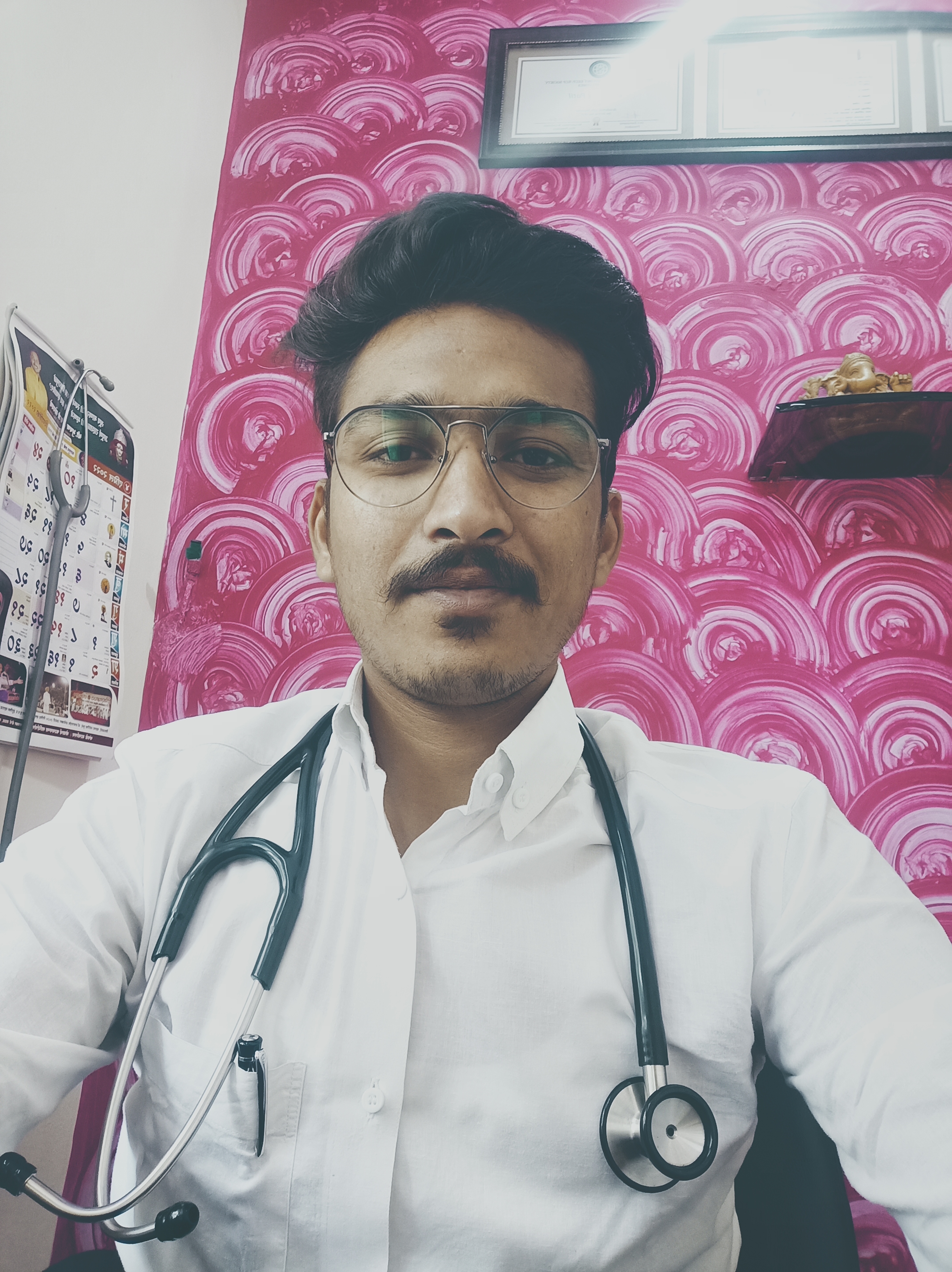 dr. Karan  Rathod